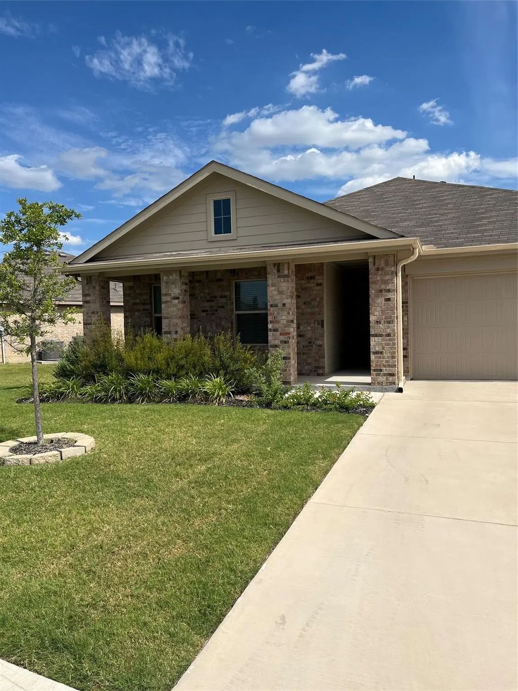 725 Emmons Creek Street, Justin