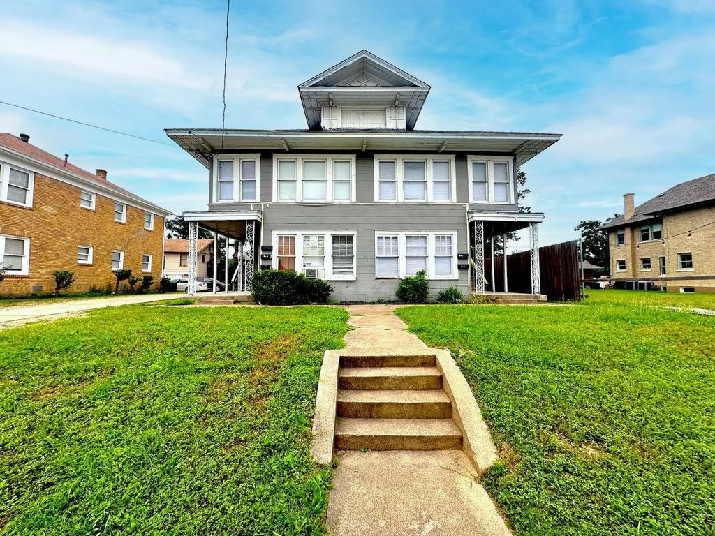 819 N Marsalis Avenue E, Dallas