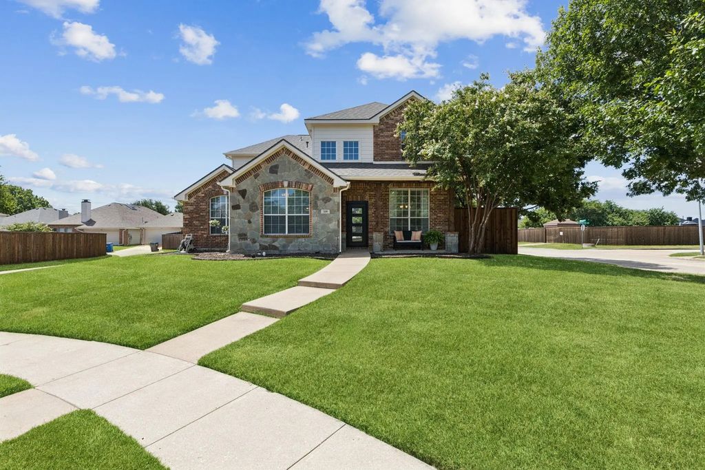1600 Woodstream Lane, Allen