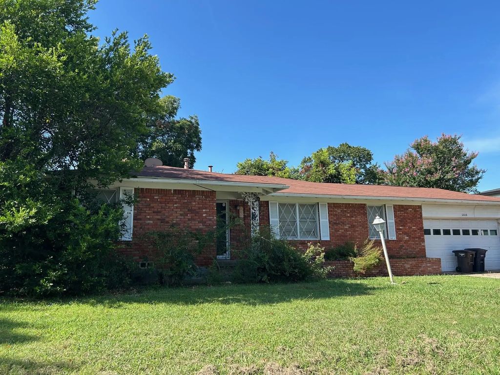 6808 Jewell Avenue, Fort Worth