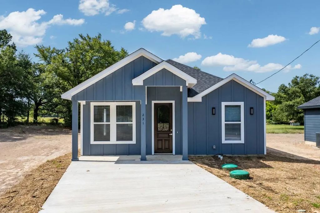 231 Harris Boulevard, Malakoff