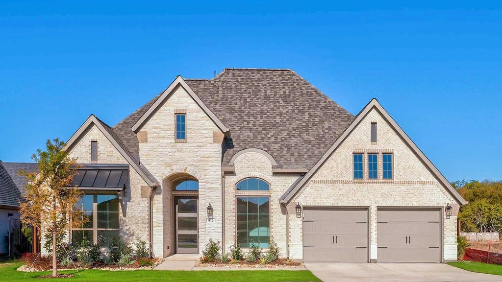 913 River Sky Road, Lavon