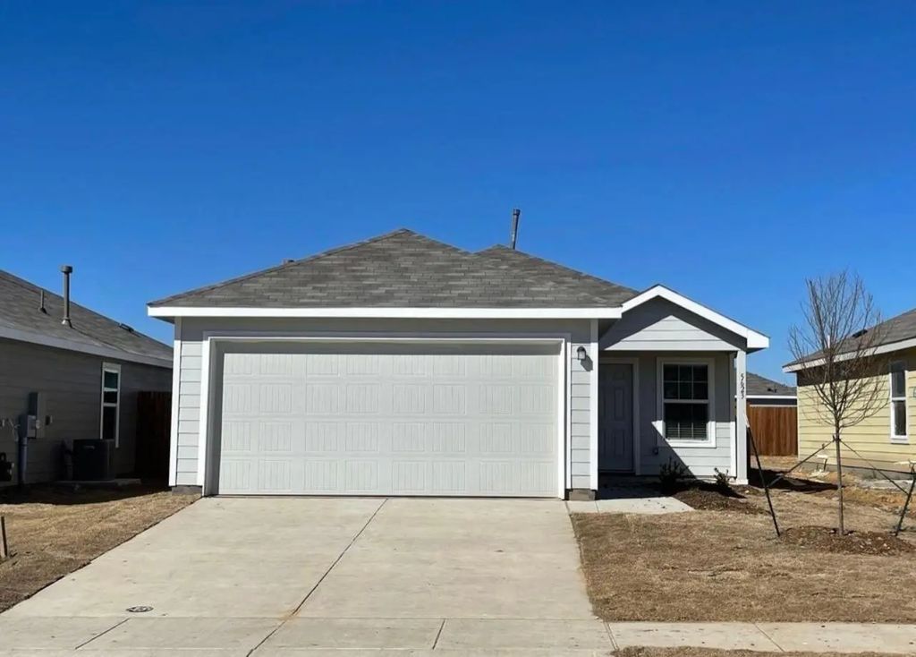 910 Wildflower Street, Ennis