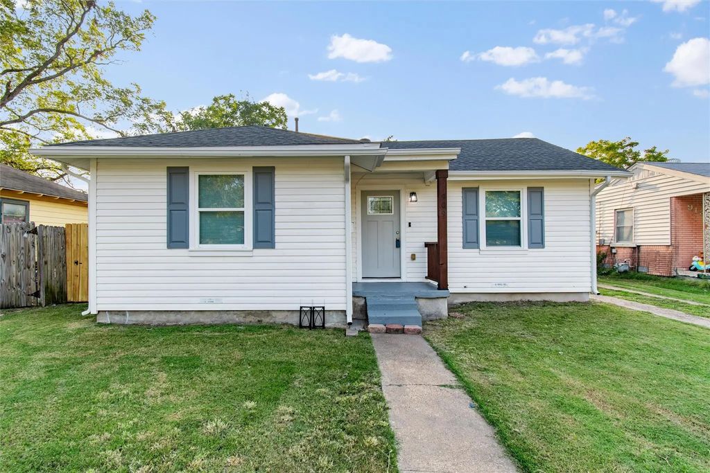 909 Ne 17th Street, Grand Prairie