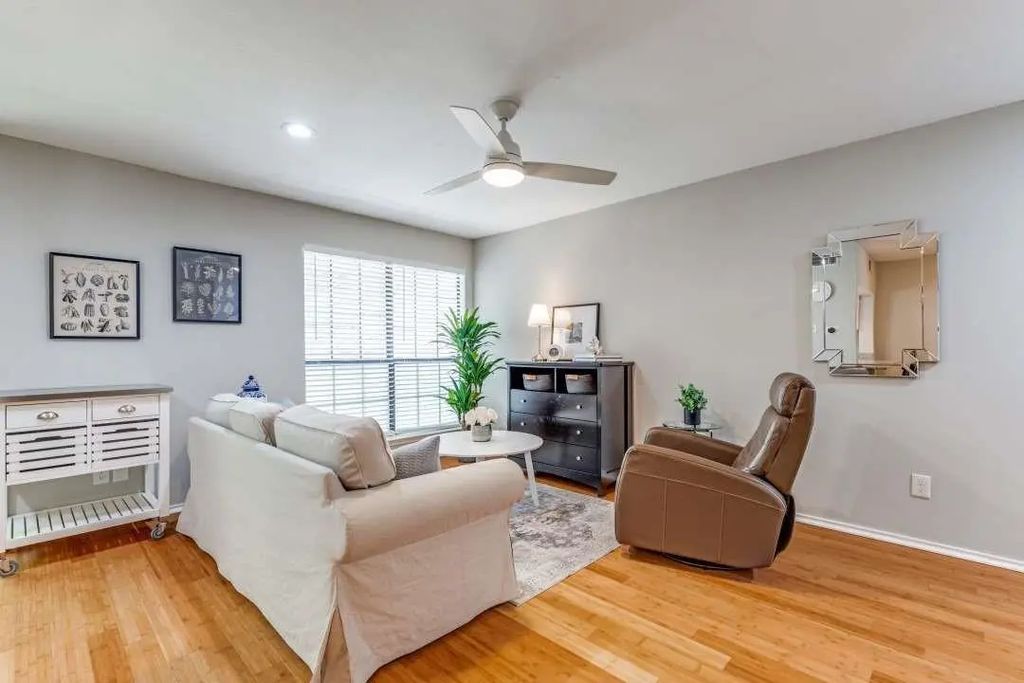 5200 Martel Avenue 31c, Dallas
