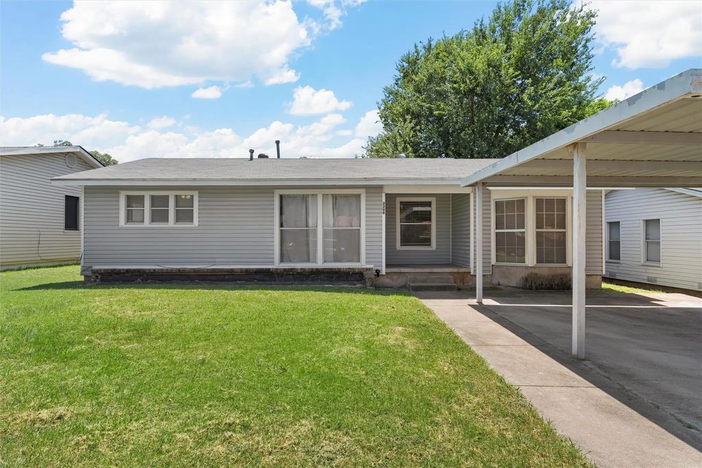 2209 Lee Street, Waco