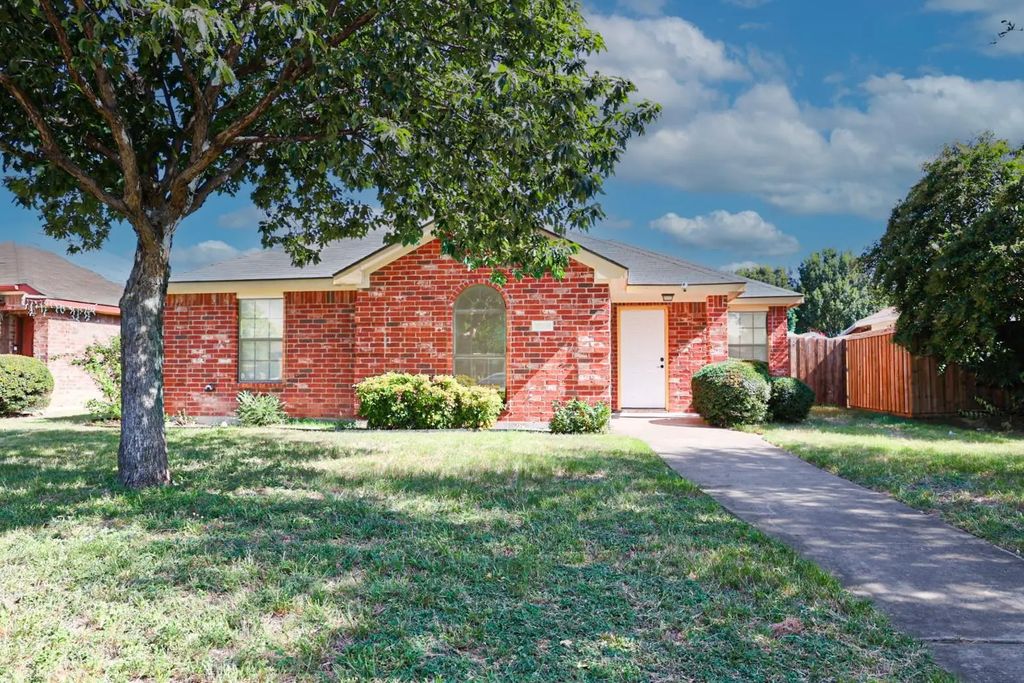 5223 Jordan Ridge Drive, Dallas