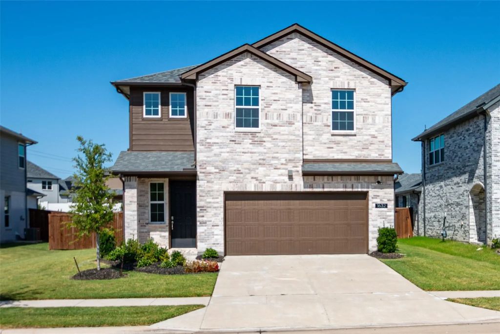 1632 Open Range Road, Weston