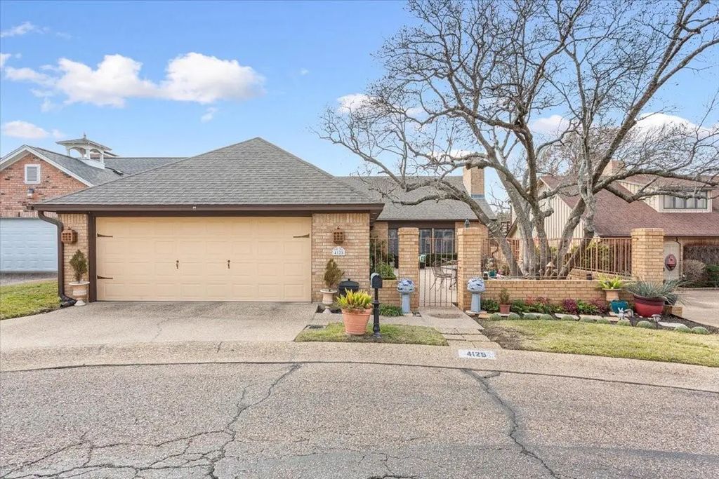 4125 Westchester Drive Ne, Waco