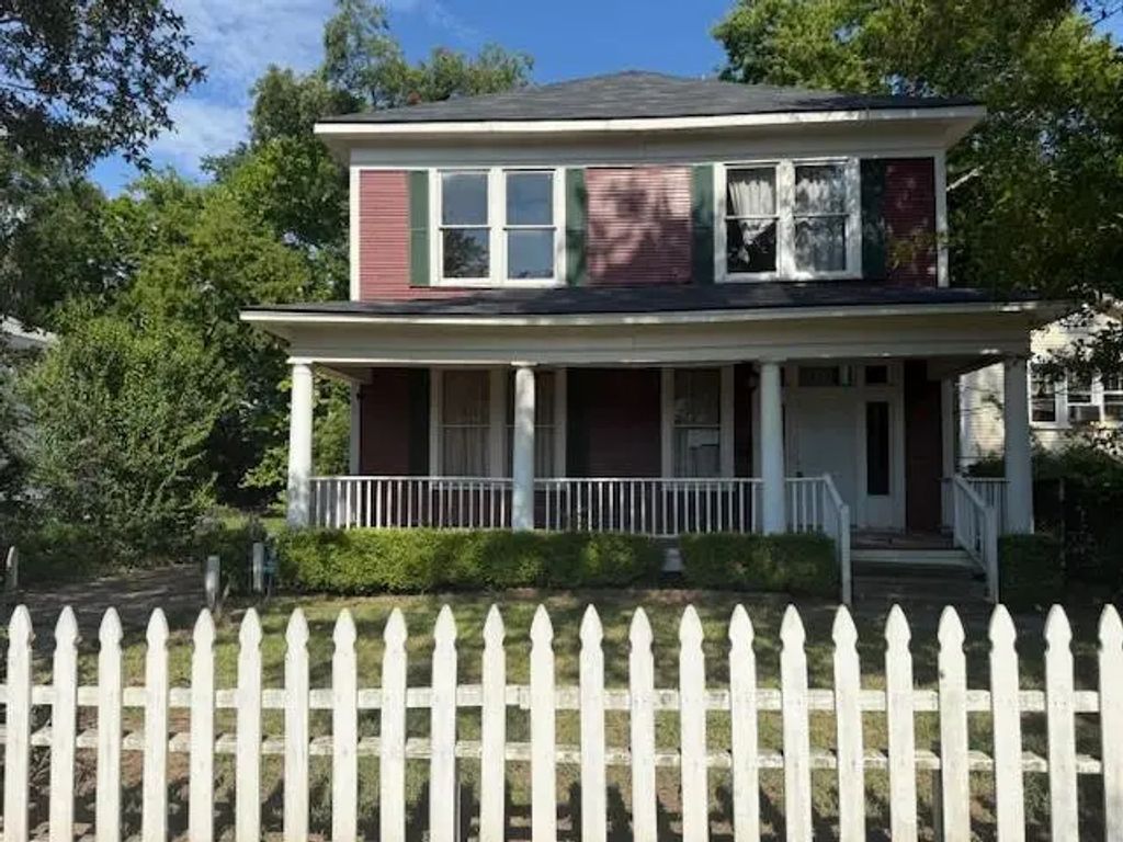 1717 Highland Avenue, Shreveport