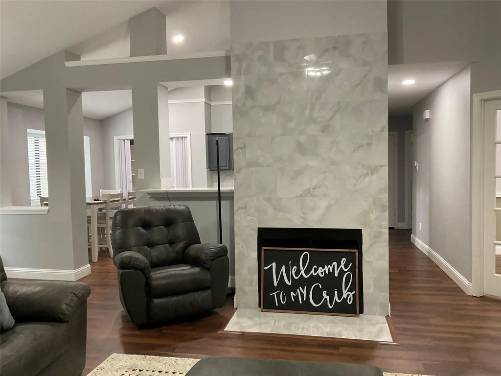 6003 Glenwood Drive, Arlington