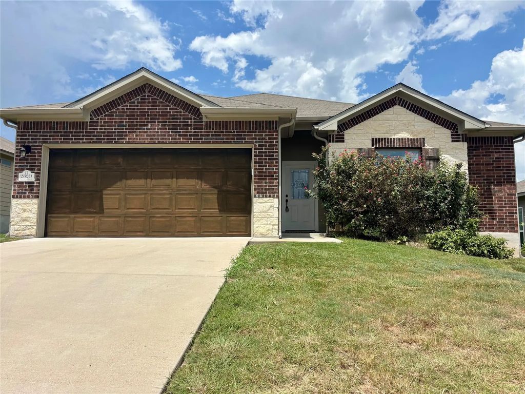 2320 Vicksburg Lane, Temple