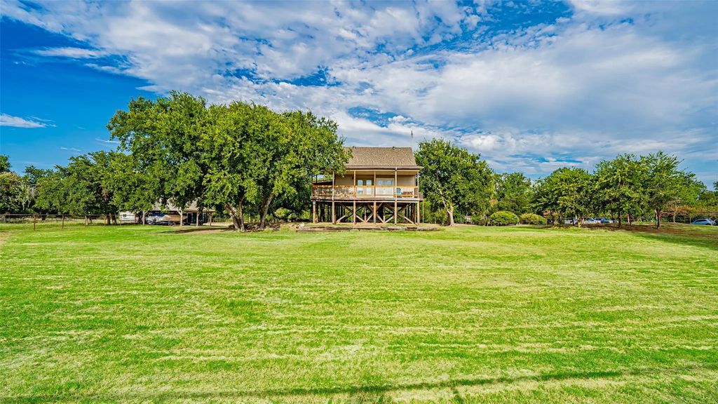 7006 River Trail, Weatherford