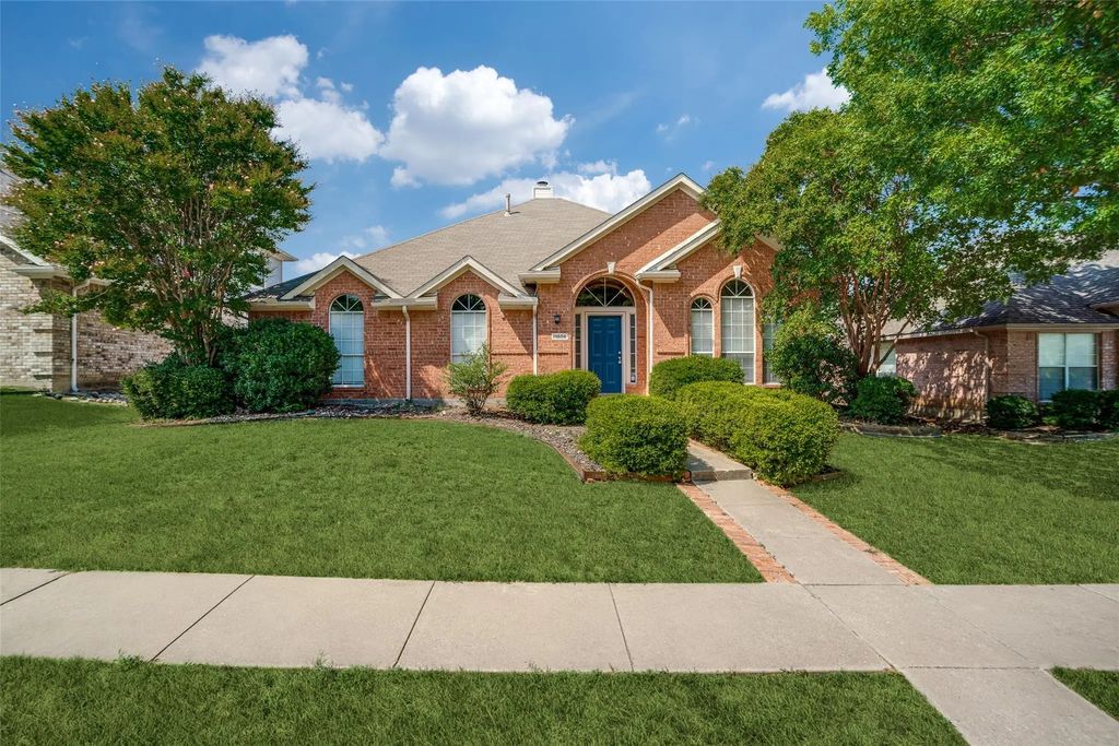 11806 Amber Valley Drive, Frisco