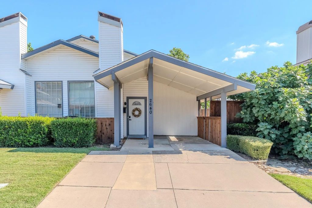 2640 Via Cordova, Carrollton