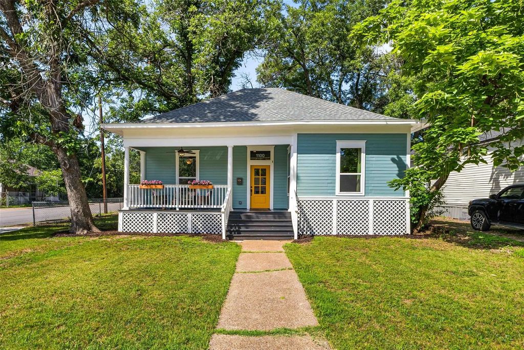1100 N 10th Street, Waco
