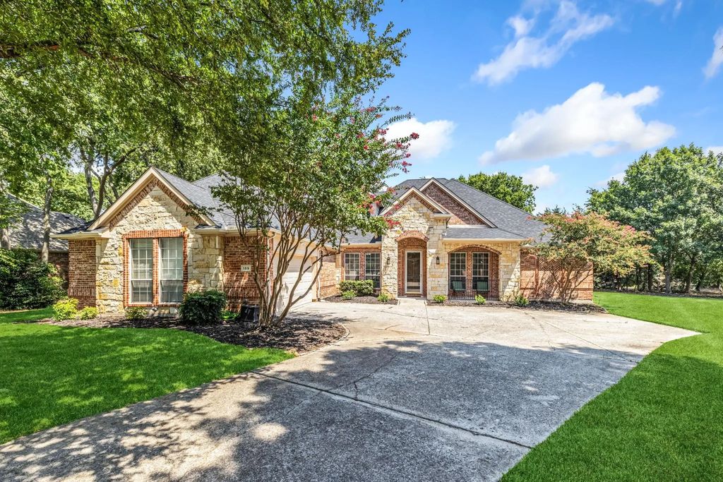 189 Alexander Court, Lucas