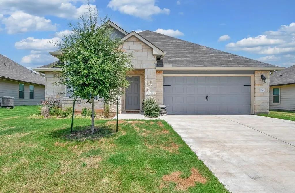 10909 Hollister Lane, Waco