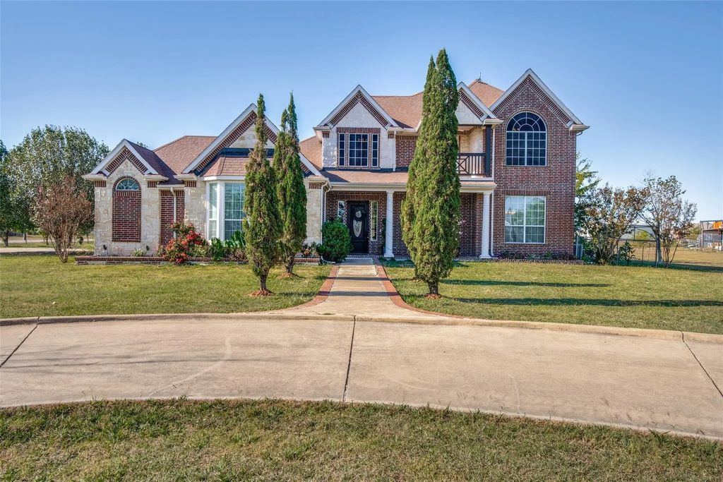 400 League Road, McLendon Chisholm