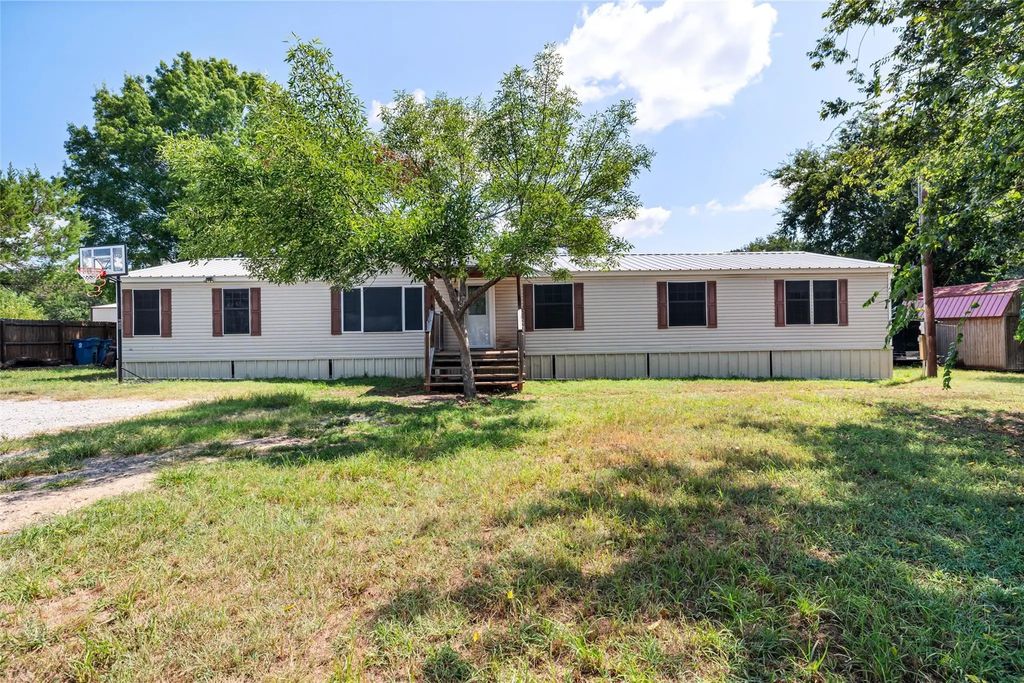 2915 Sagittarius Lane, Granbury