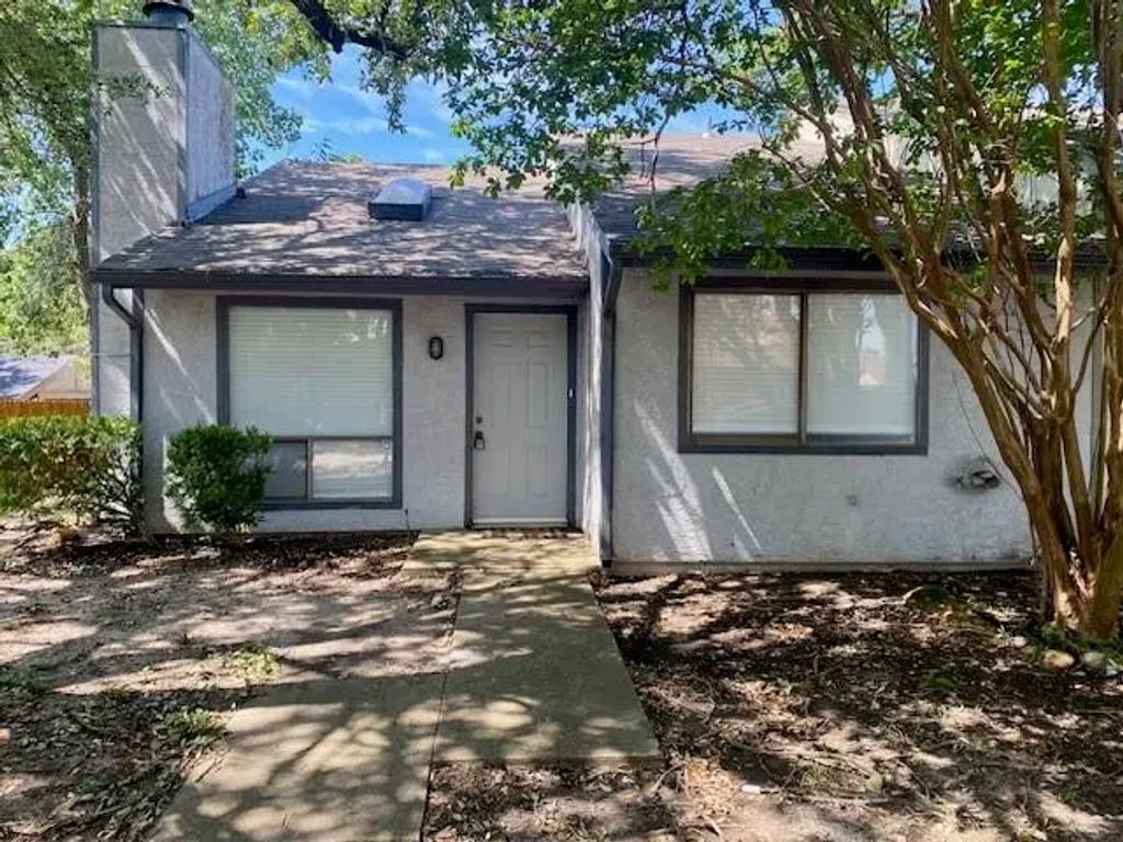518 Pine Trail Drive, Allen