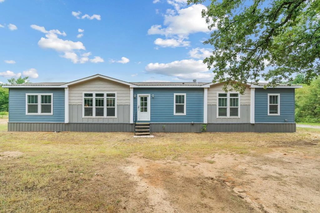 1337 County Road 211, Gainesville