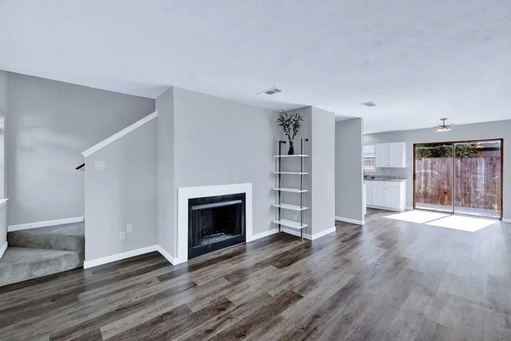 610 Ridgeline Drive, Hurst