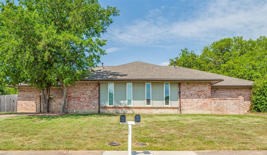 1803 Bristol Cove 1803, Plano