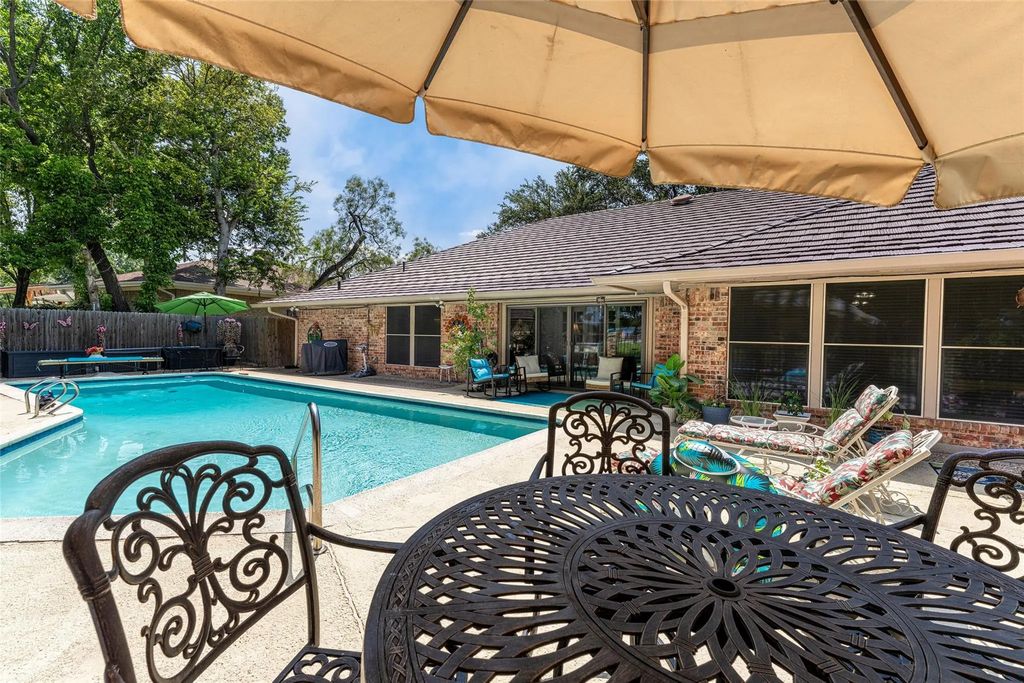 5613 Oakmont Lane, Fort Worth