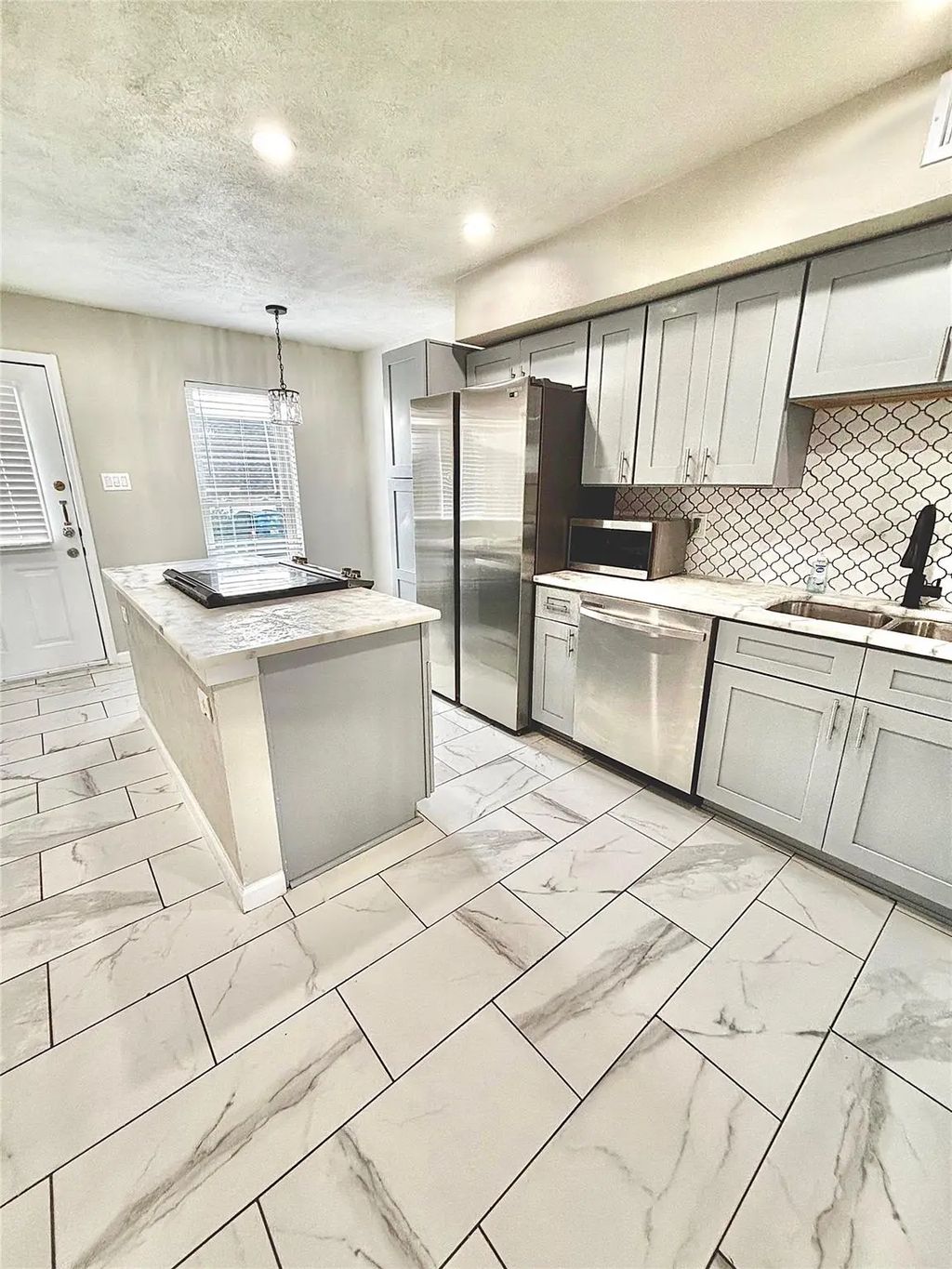 900 S Weatherred Drive 900b, Richardson
