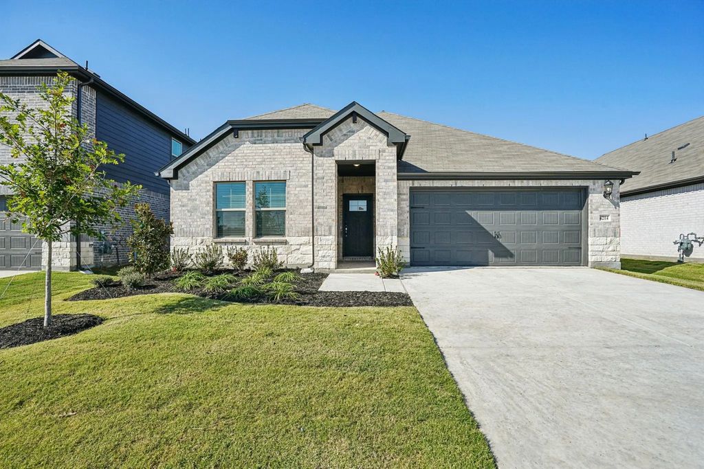 4214 Joe Pool Drive, Farmersville