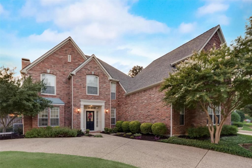 932 Midland Creek Drive, Southlake