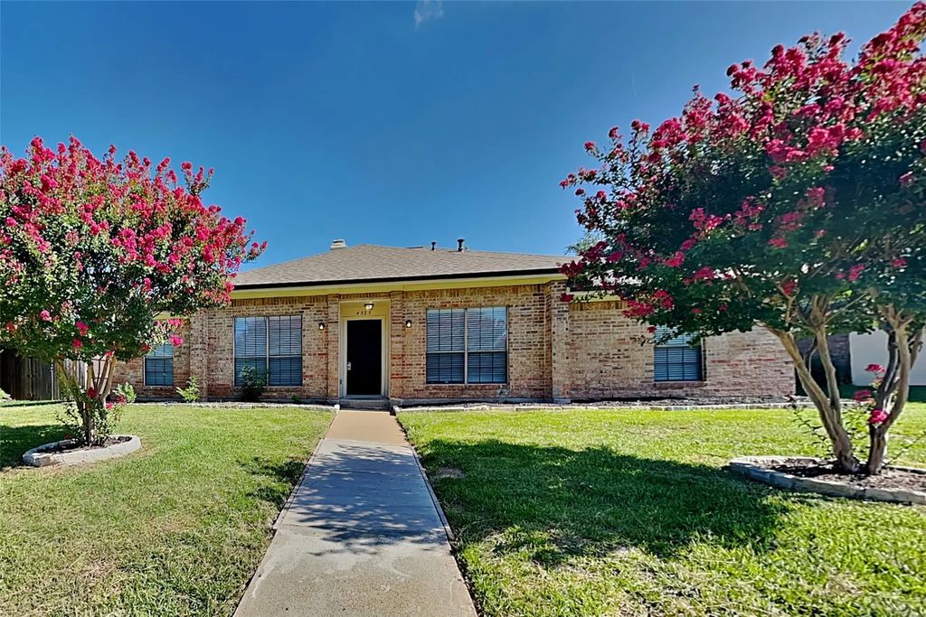 4525 Cleveland Drive, Plano