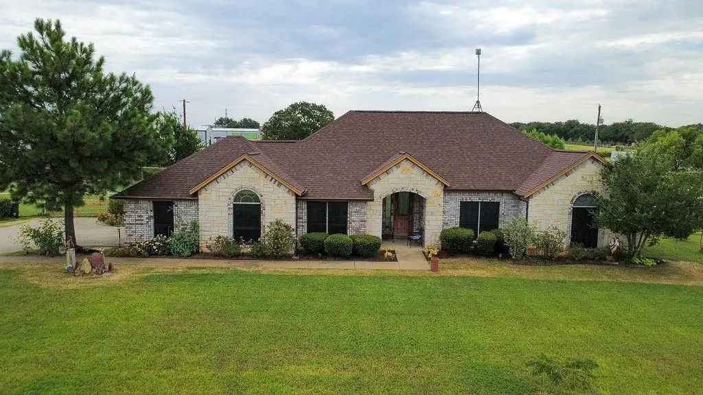 111 Diamond Ridge Lane, Weatherford