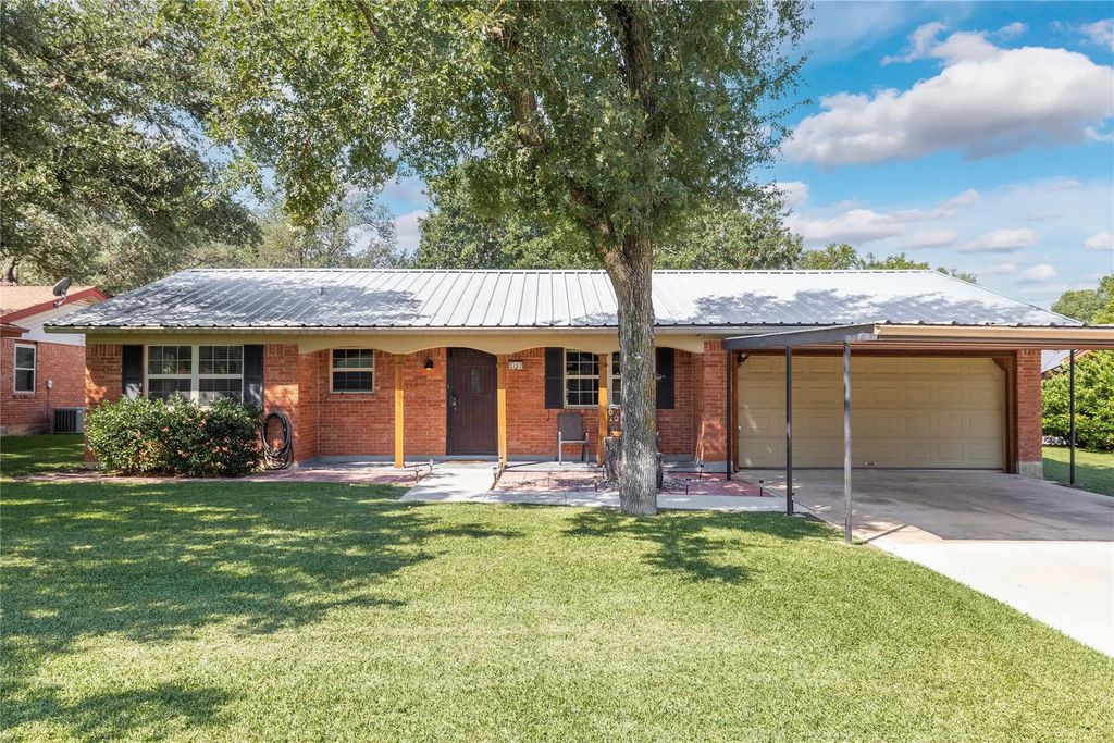 3707 1st Street, Brownwood