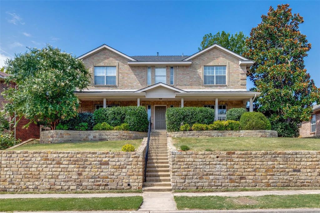 2921 Creek Meadow Lane, Garland