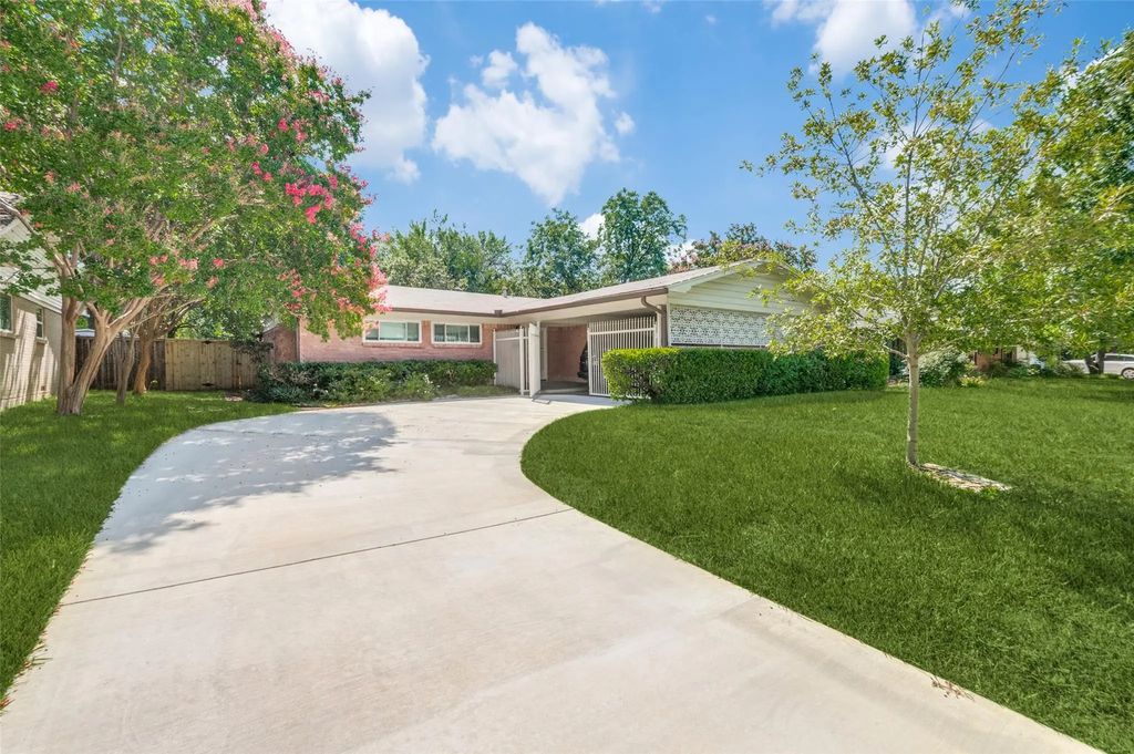 10722 Lathrop Drive, Dallas