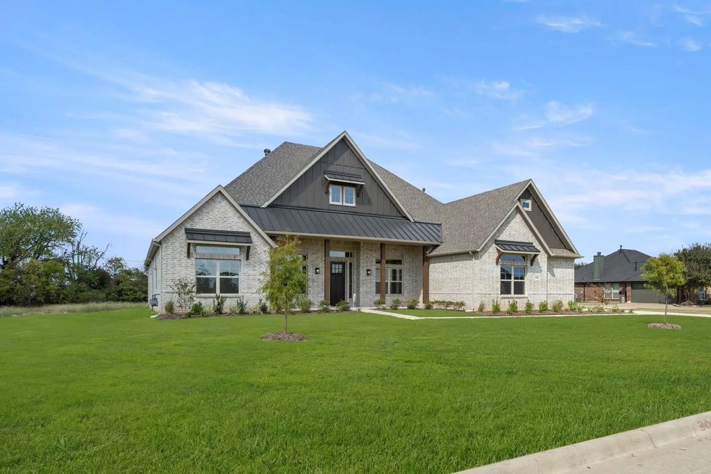 3004 Valley View Drive, Joshua