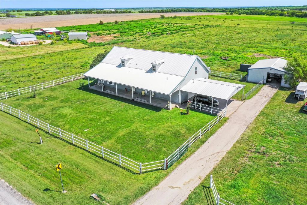 5043 Fm 67, Itasca