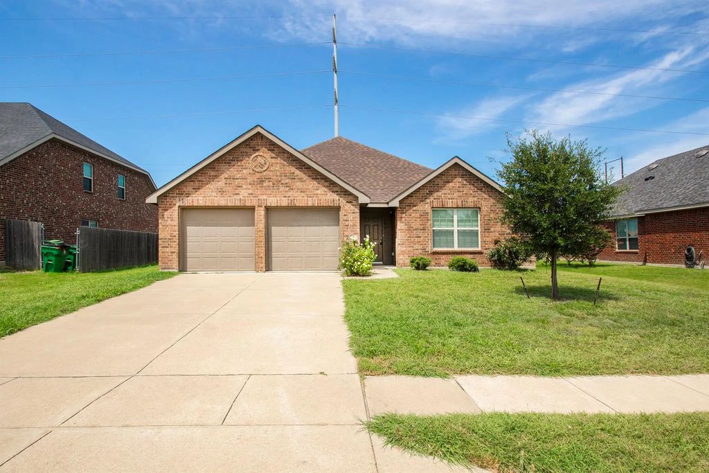 142 Pinto Drive, Waxahachie