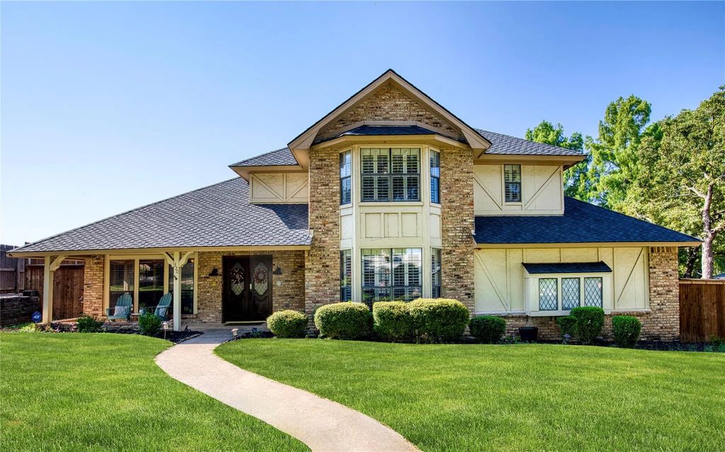 320 Blue Quail Court, Bedford