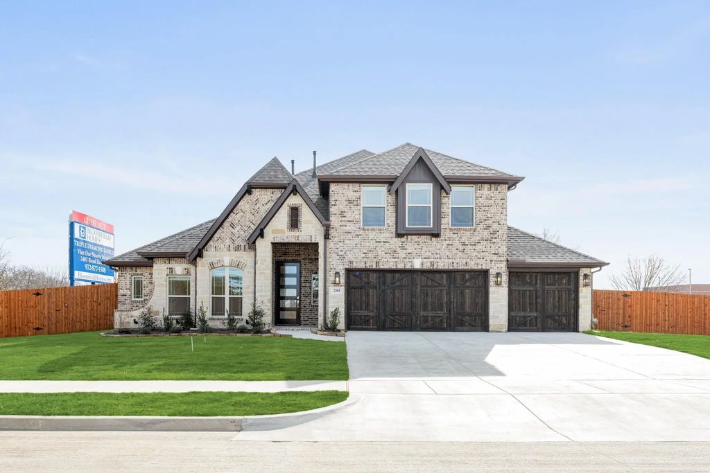 2101 Jackie Lane, Mansfield