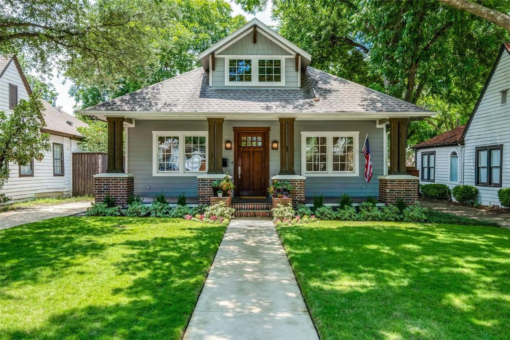 6122 Richmond Avenue, Dallas