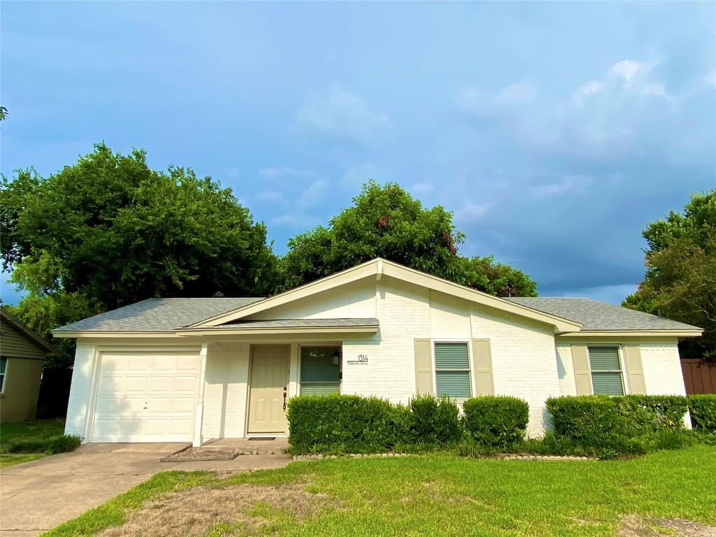 1314 Timberlake Circle, Richardson