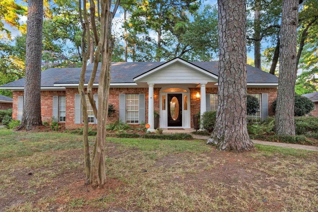 555 N Marlborough Circle, Shreveport