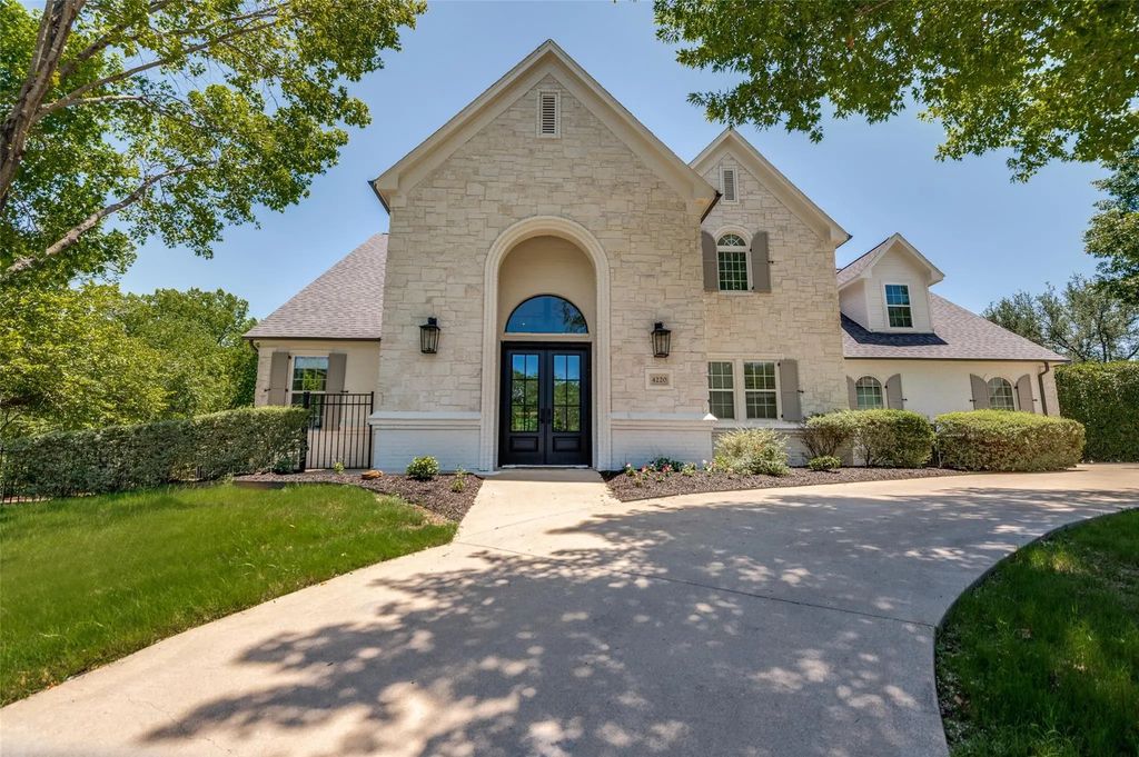 4220 Cheshire Drive, Colleyville