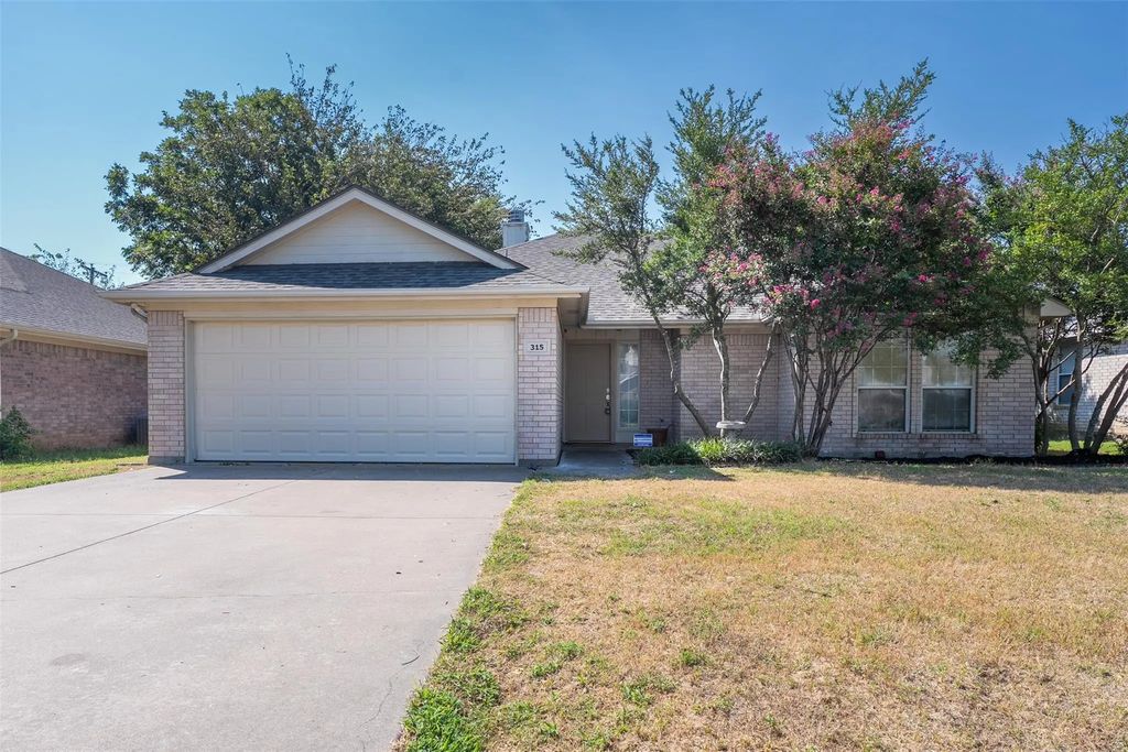 315 Odell Street, Cleburne