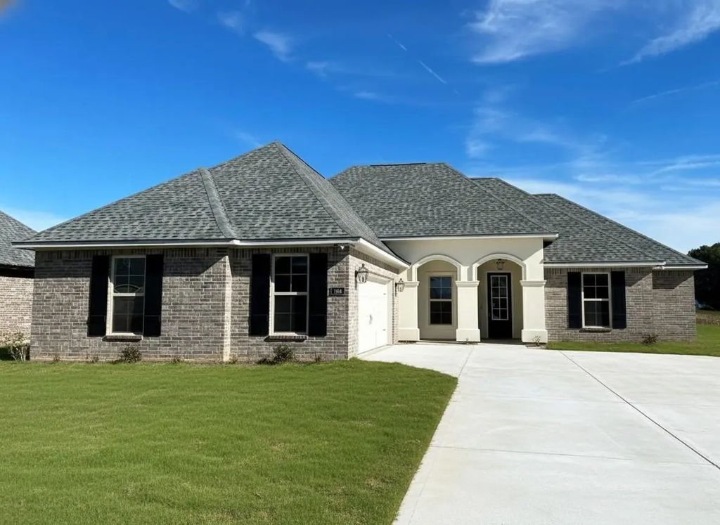 404 Merestone Crossing, Benton