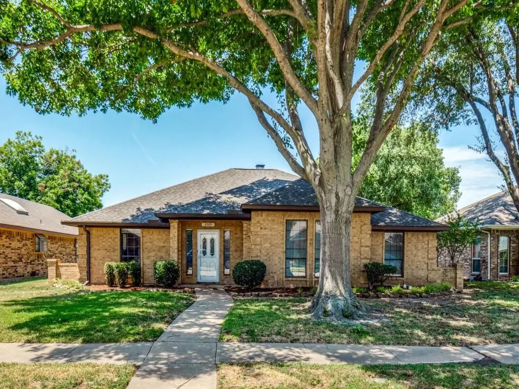 2309 Brownlee Boulevard, Rowlett