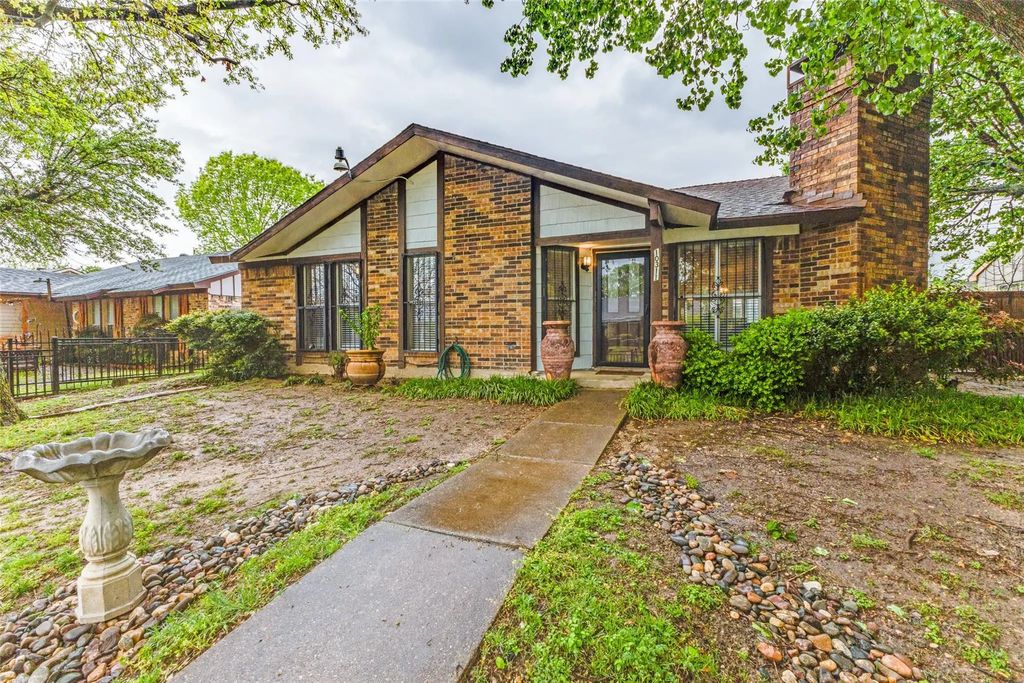 10311 Woodlot Drive, Dallas